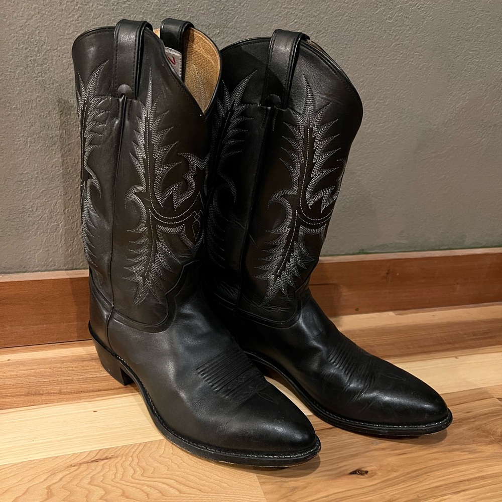 Tony Lama size 12D black pampas leather